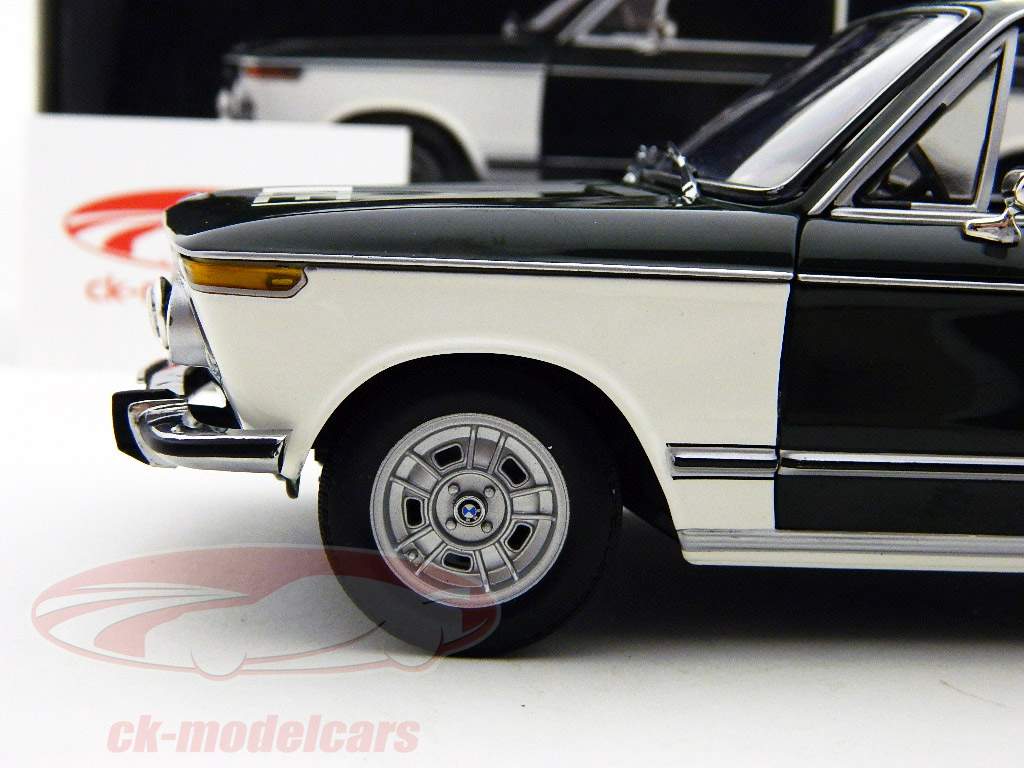 ミニチャンプスBMW 1802 ツーリング POLIZEI MUENCHEN Minichamps 1:18 BMW 1802 Touring Police munich 100021090