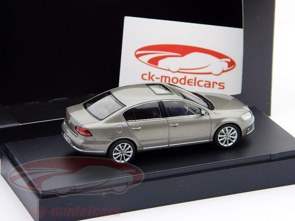 大众 大众 帕萨特 2011 珍珠 银 1:43 旭格