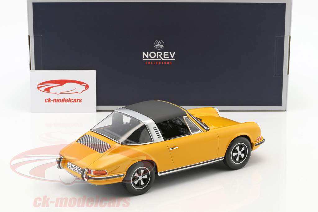 Porsche 911 E Targa année de construction 1969 orange 1:18 Norev