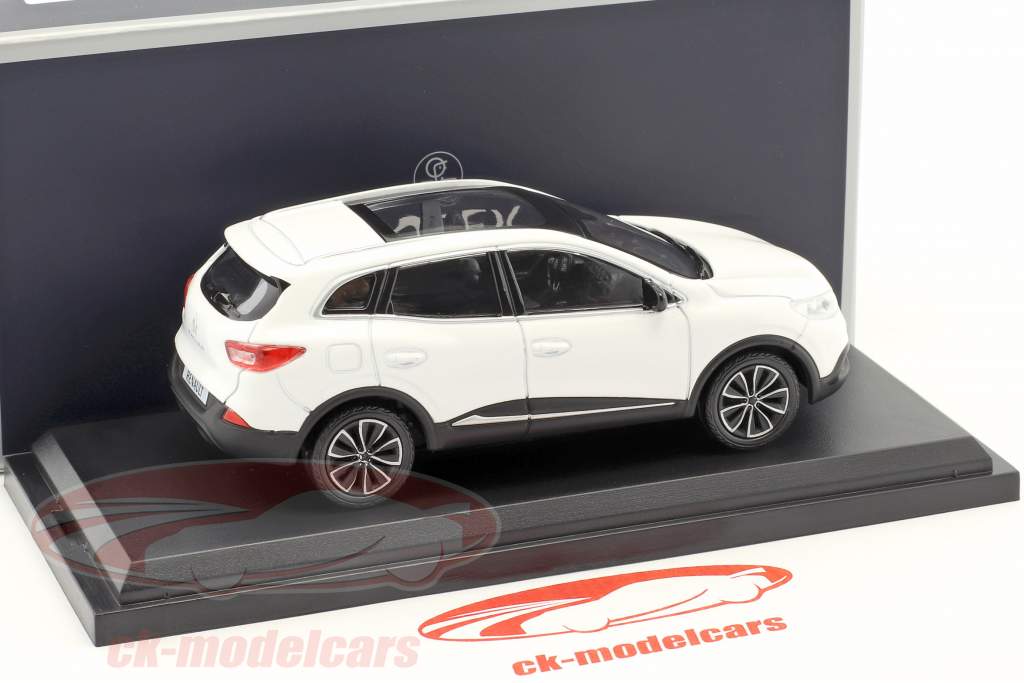 Renault Kadjar ano de construção 2015 branco 1:43 Norev