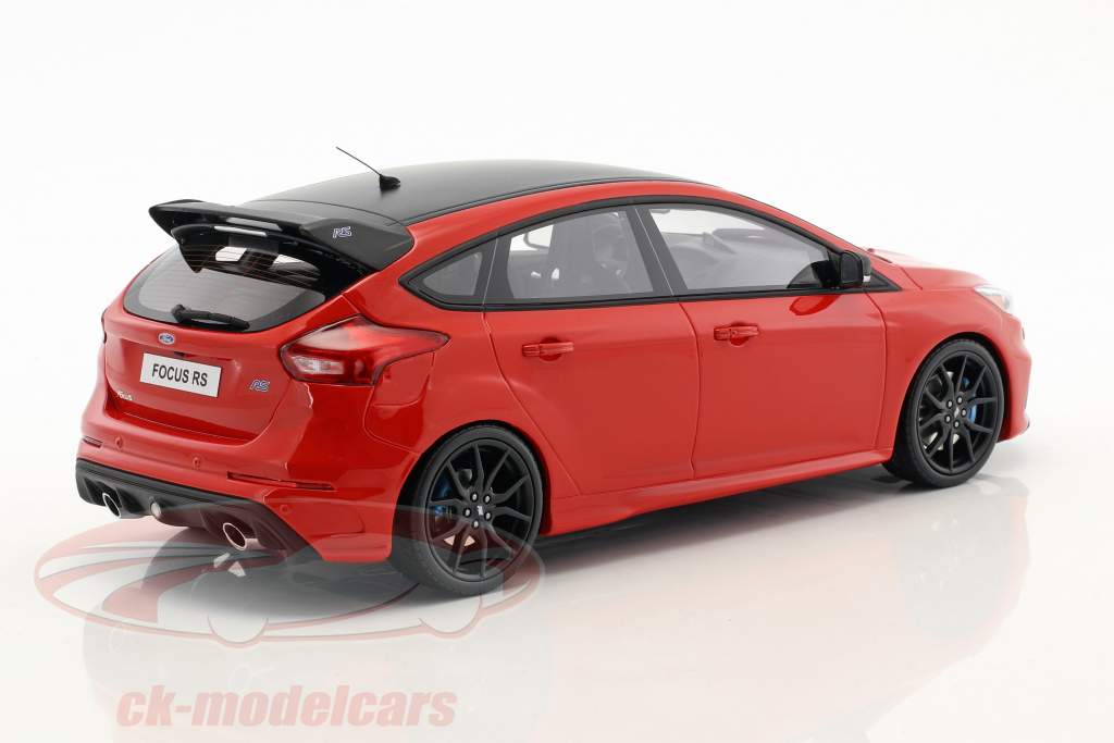 Ford Focus RS Год постройки 2018 красный 1:18 OttOmobile