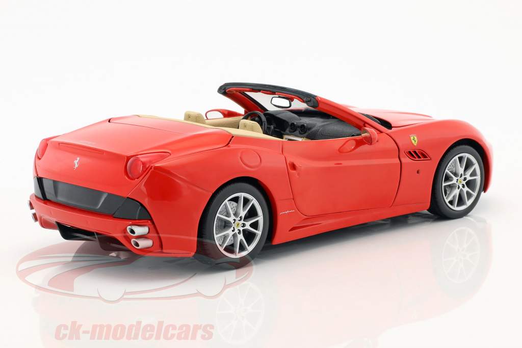 Ferrari California V8 Año 2008 rojo con Hardtop 1:18 HotWheels Foundation