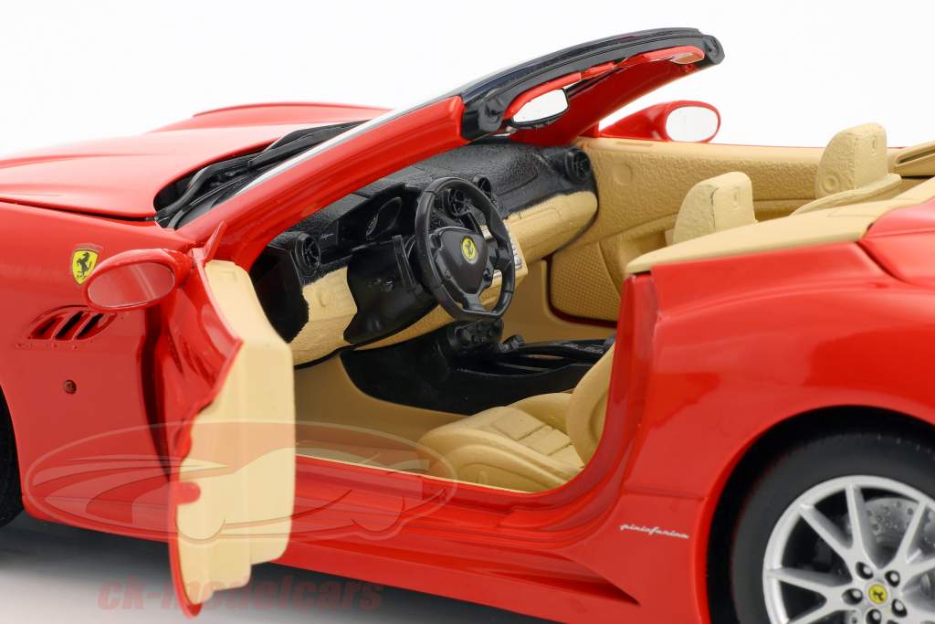 Ferrari California V8 Año 2008 rojo con Hardtop 1:18 HotWheels Foundation