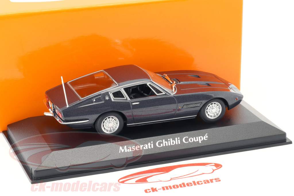 Maserati Ghibli Coupé Baujahr 1969 braun metallic 1:43 Minichamps