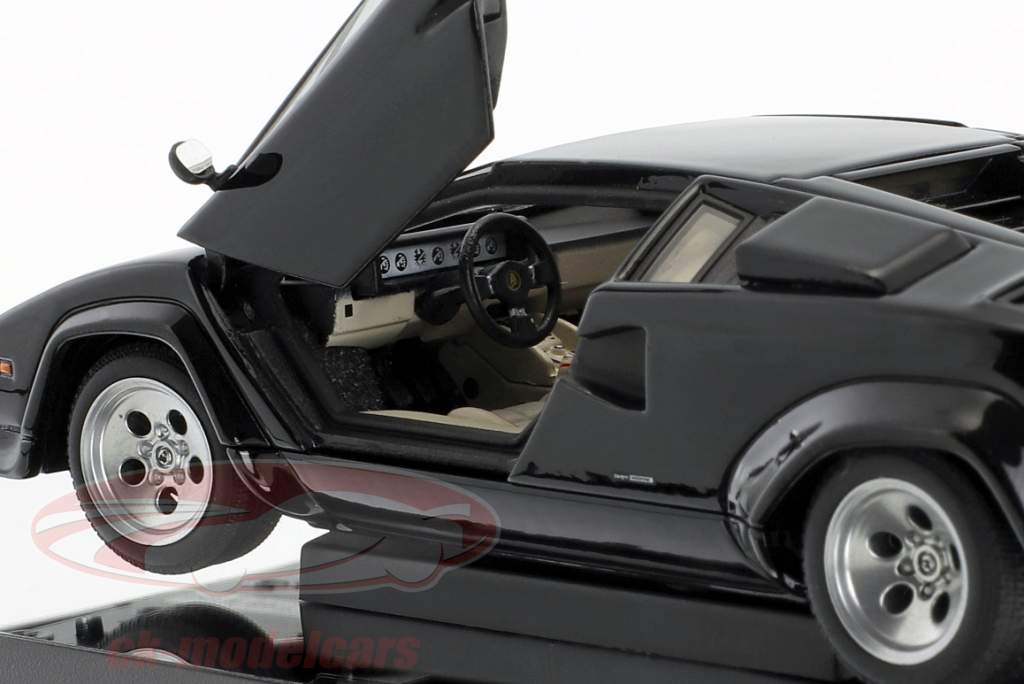 Lamborghini Countach 5000S zwart 1:43 AUTOart