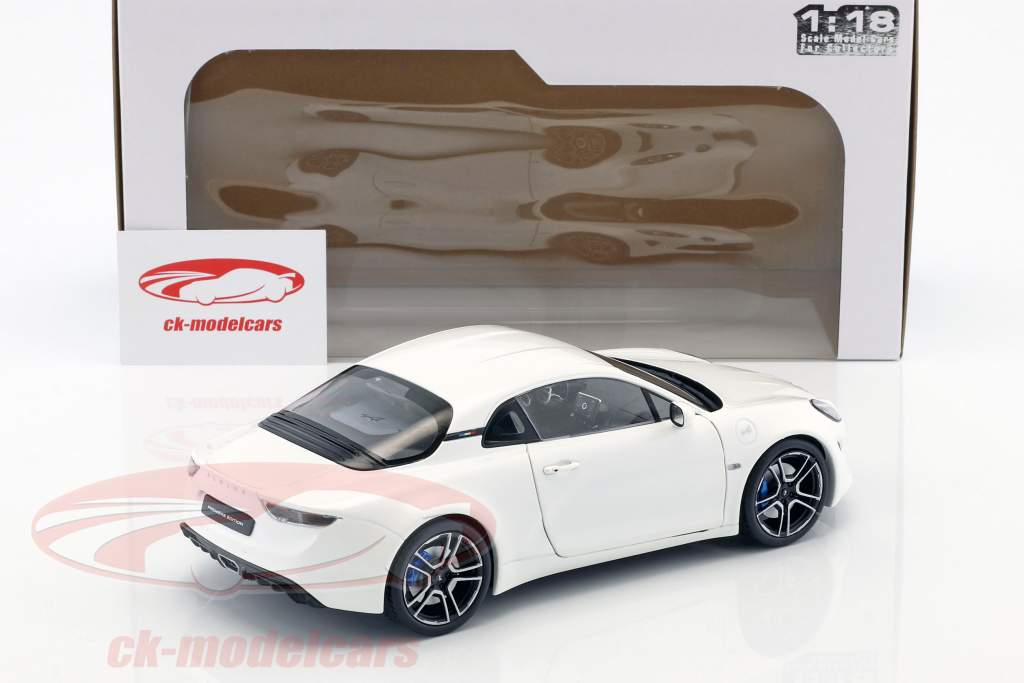 Alpine A110 Premiere Edition 2017 white 1:18 Solido