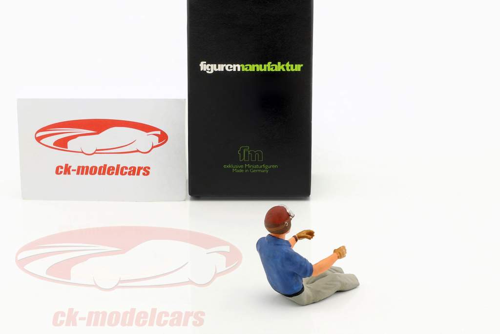 seated Figure racers with blue shirt 1:18 FigurenManufaktur