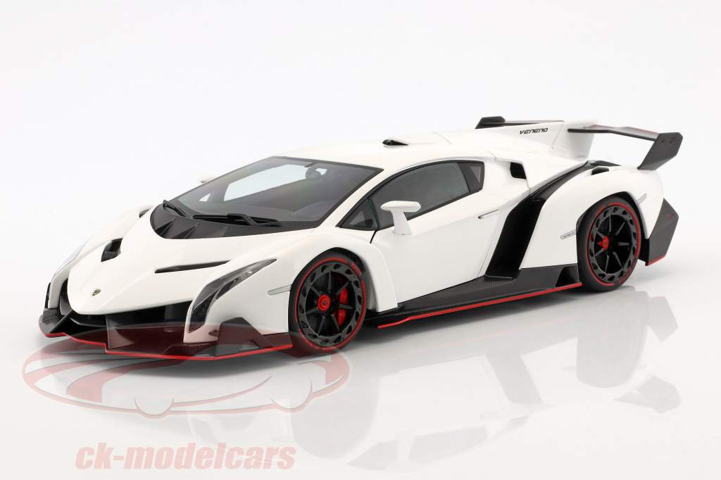 Lamborghini Veneno Ano 2013 branco 1:18 AUTOart