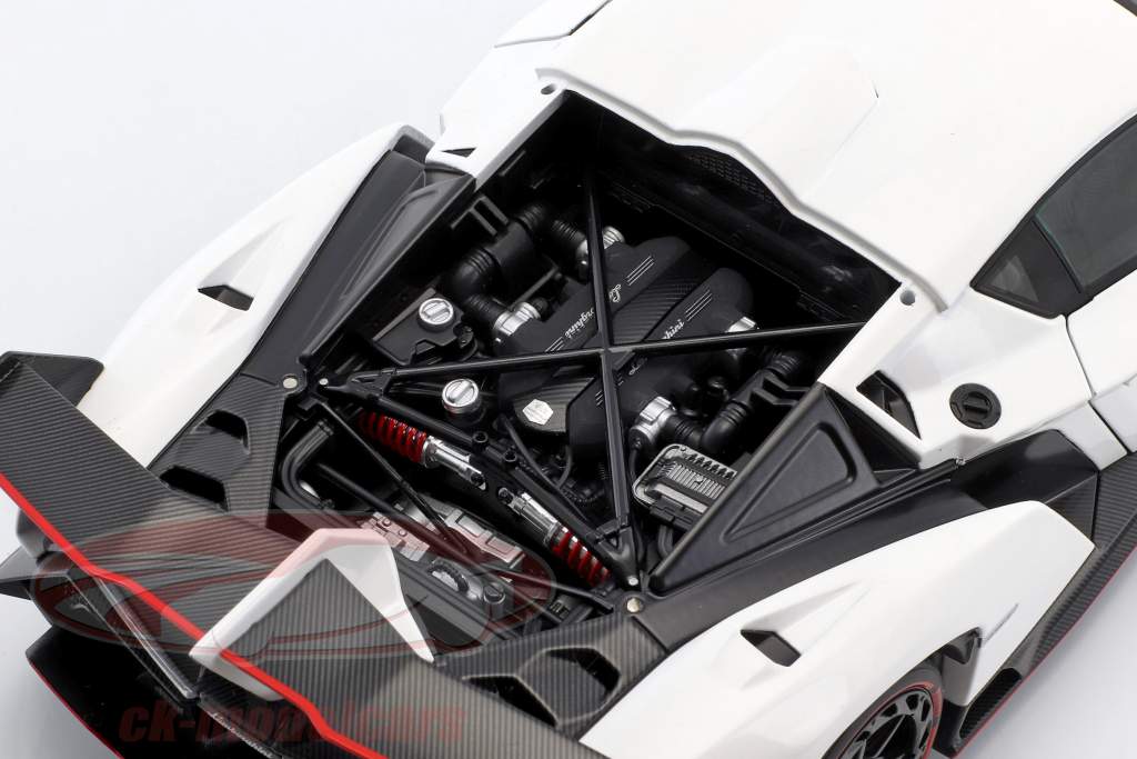 Lamborghini Veneno Año 2013 blanco 1:18 AUTOart
