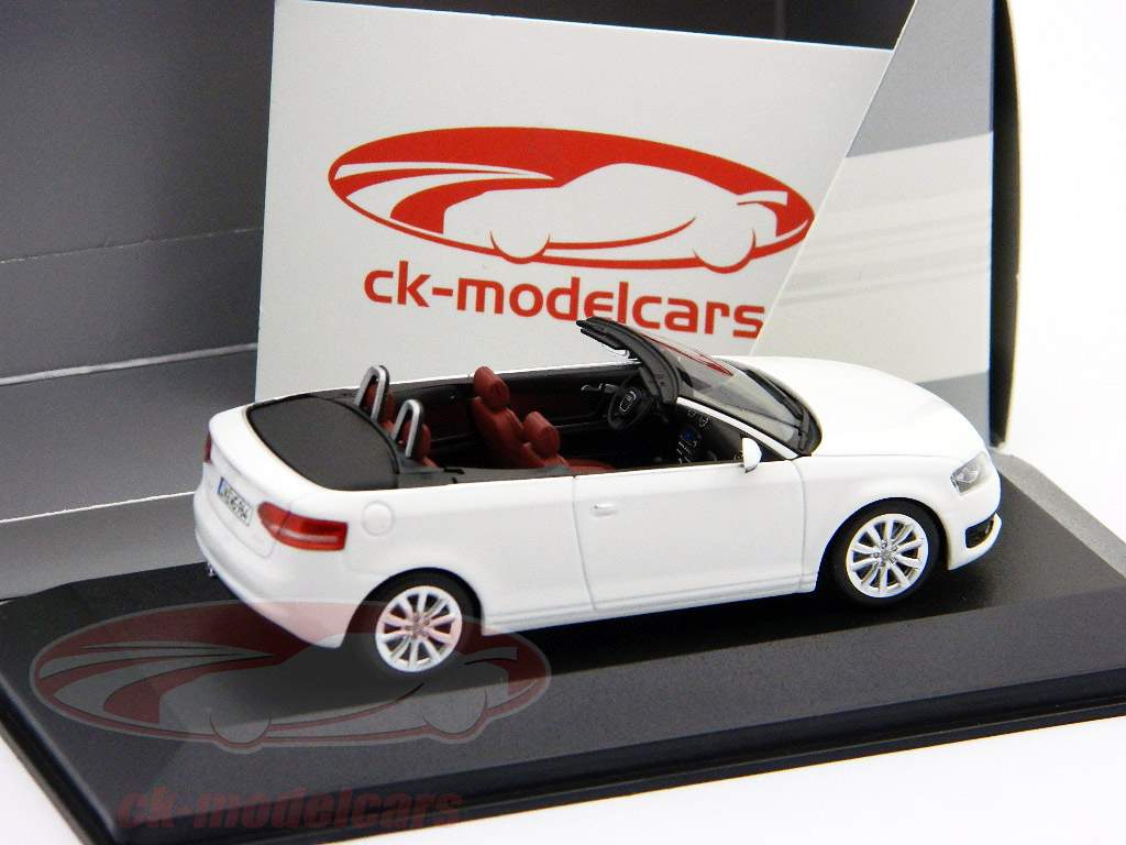 Audi A3 Cabriolet ibiswhite 2008 1:43 Minichamps