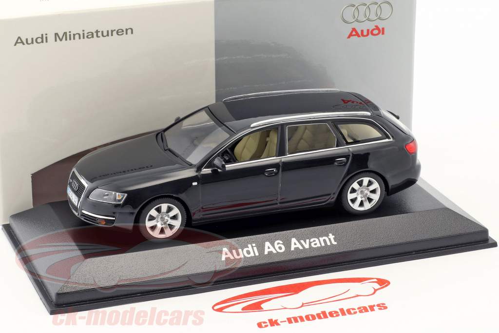Audi A6 Avant 2004 black 1:43 Minichamps