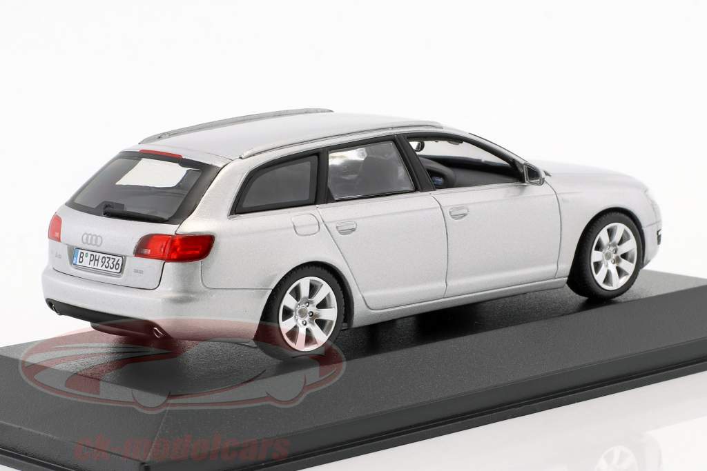 Audi A6 Avant 2004 silver metallic 1:43 Minichamps