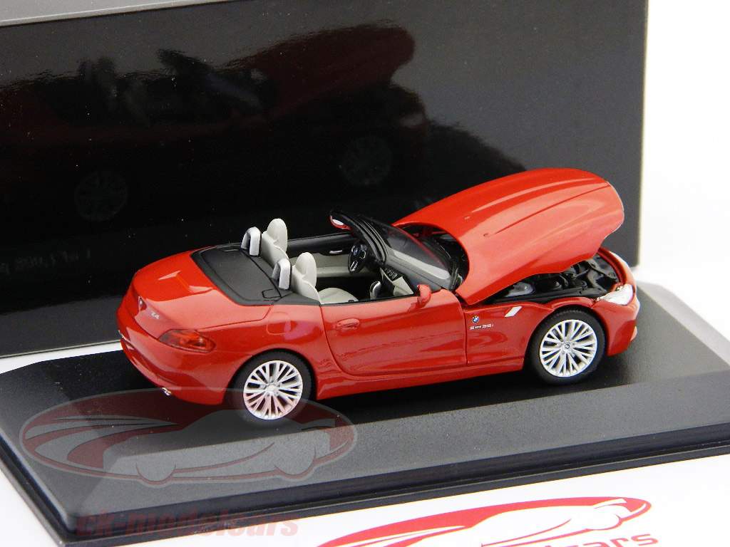 BMW Z4（E89）レッド/赤2009年一時43ミニチャンプスを建て
