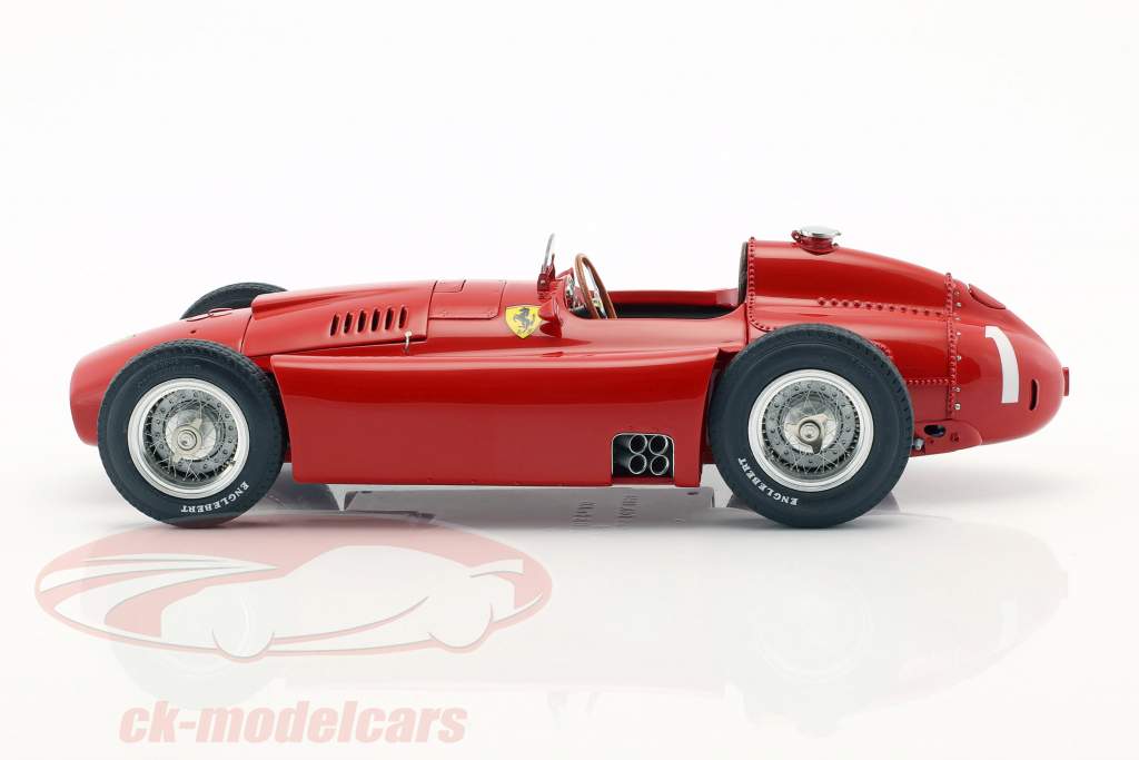 Juan Manuel Fangio Ferrari D50 #1 勝者 英国の GP 世界チャンピオン 式 1 1956 1:18 CMC