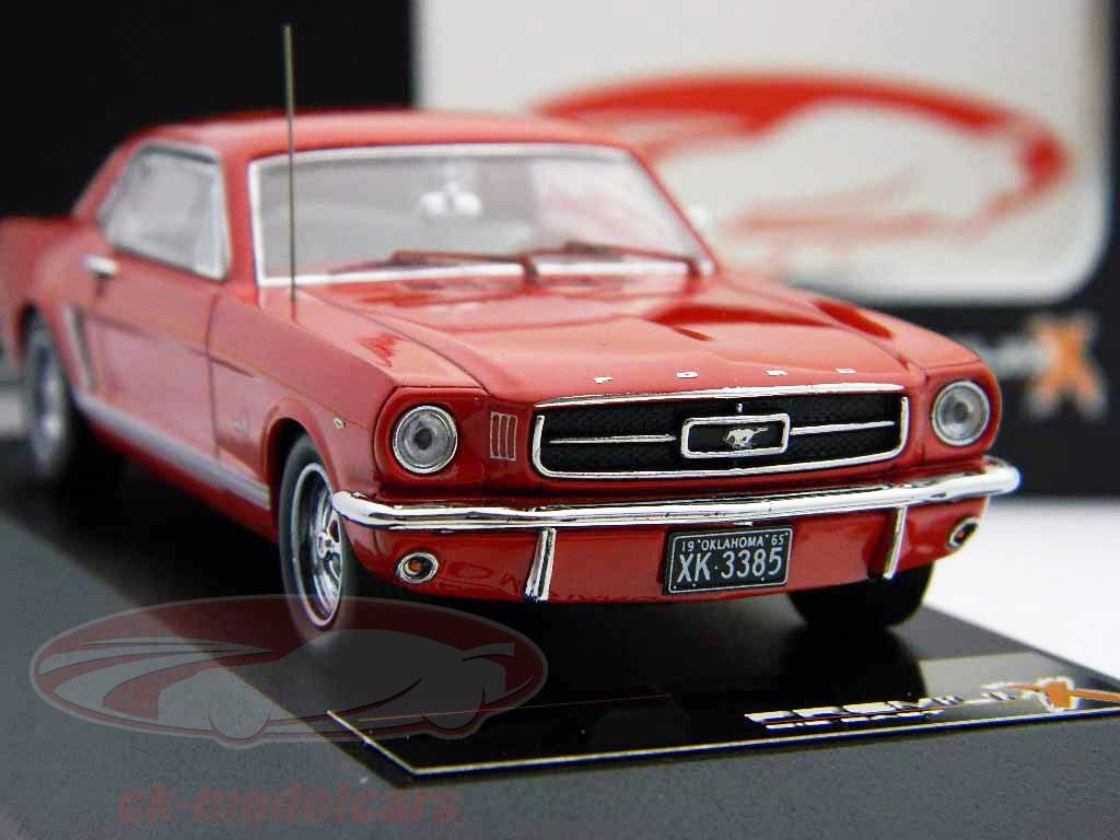 Ford Mustang Bj. 1965 rot / red 1:43 Ixo