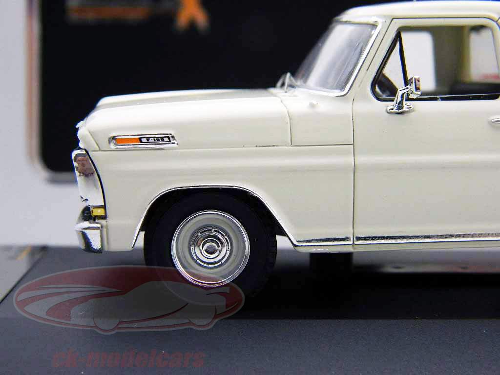 Ford F100 1978 branco 1:43 Ixo