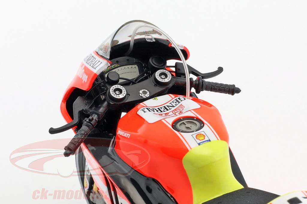 Minichamps 1:12 Valentino Rossi Ducati Desmosedici GP11.1