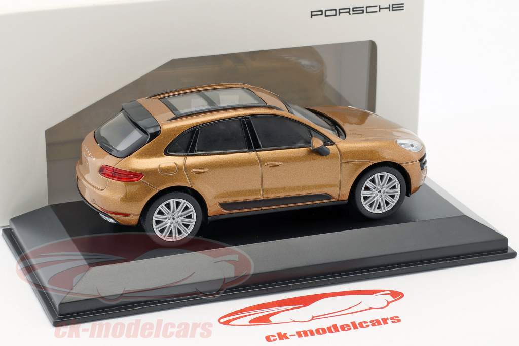 保时捷 马坎 涡轮 金金属色 1:43 威利 Welly