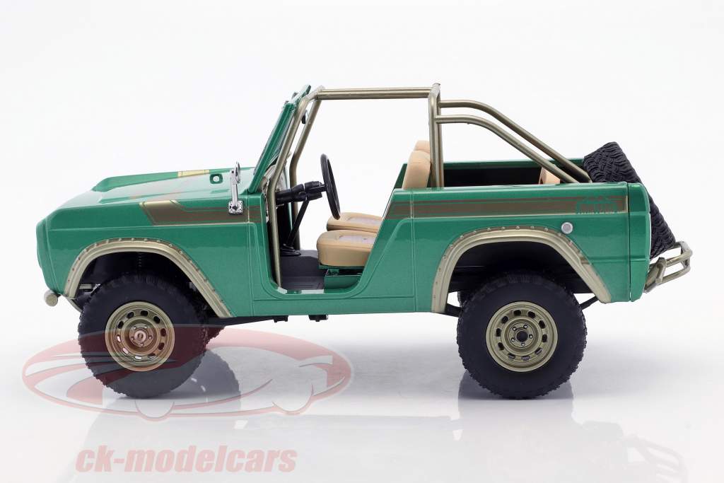 Ford Bronco Год постройки 1976 ТВ-шоу Gas Monkey Garage (с 2012) зеленый 1:18 Greenlight