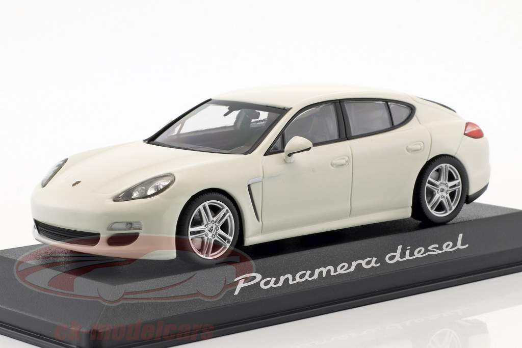 Porsche Panamera Diesel 2012 carrera weiß 1:43 Minichamps