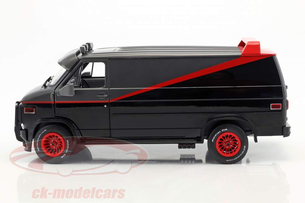 B.A.'s GMC Vandura 建造年份 1983 电视剧 该 特攻队 (1983-87) 黑 / 红 / 灰色 1:18 Greenlight