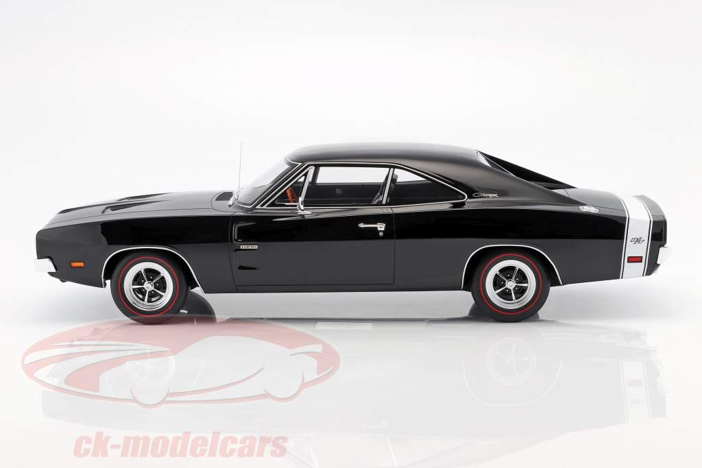 Dodge Charger R/T année de construction 1969 noir 1:12 OttOmobile