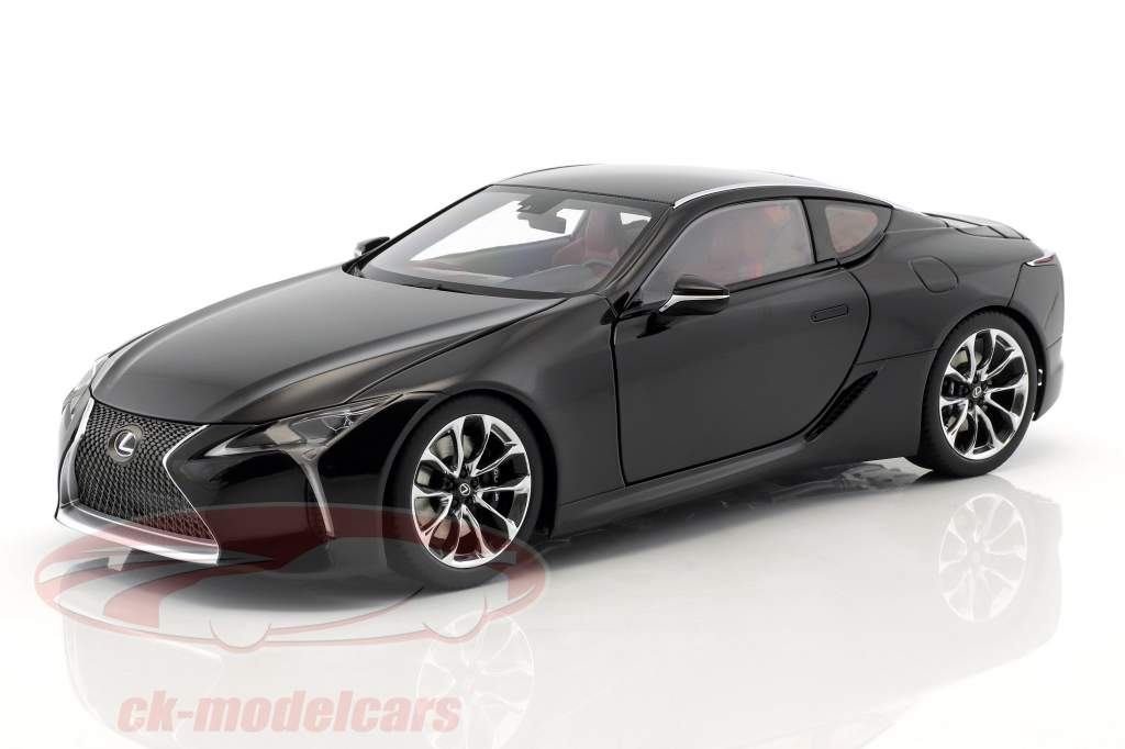 Lexus LC 500 año de construcción 2017 negro 1:18 AUTOart