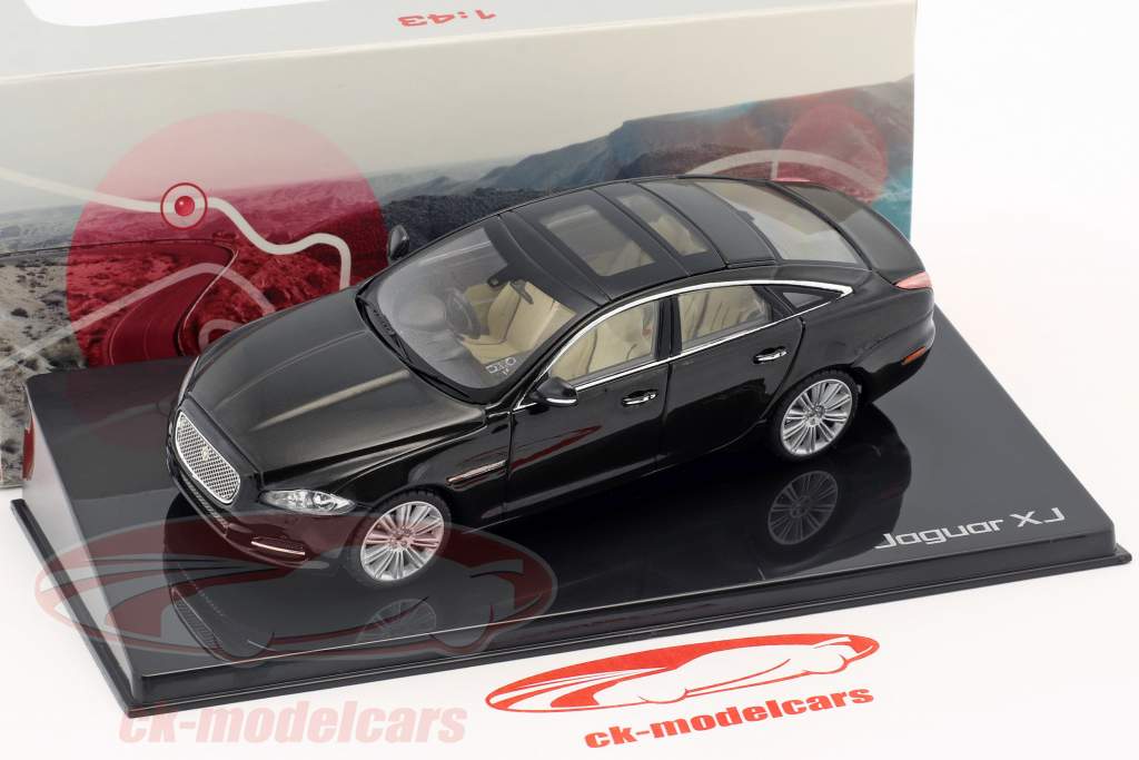 Ixo 1:43 Jaguar XJ (X351) year 2009 amethyst black 50JDCAXJ