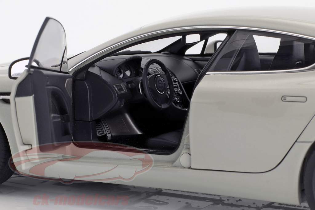 Aston Martin Rapide S année 2015 argent 1:18 AUTOart