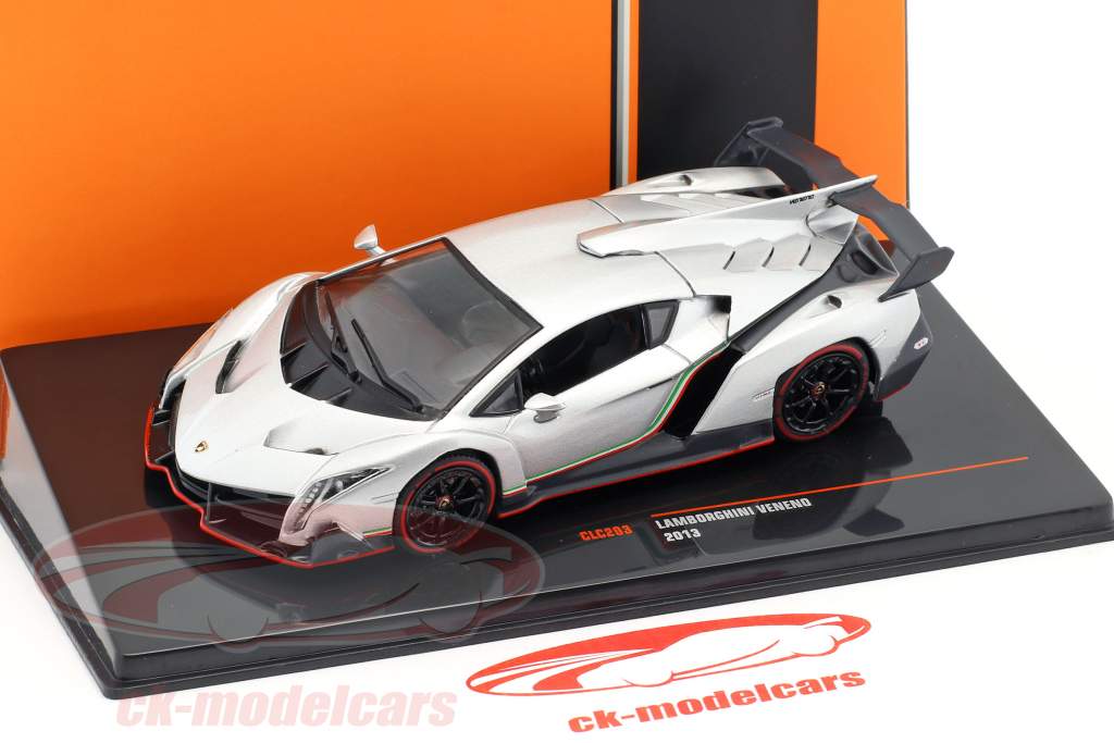 Lamborghini Veneno year 2013 silver metallic 1:43 Ixo