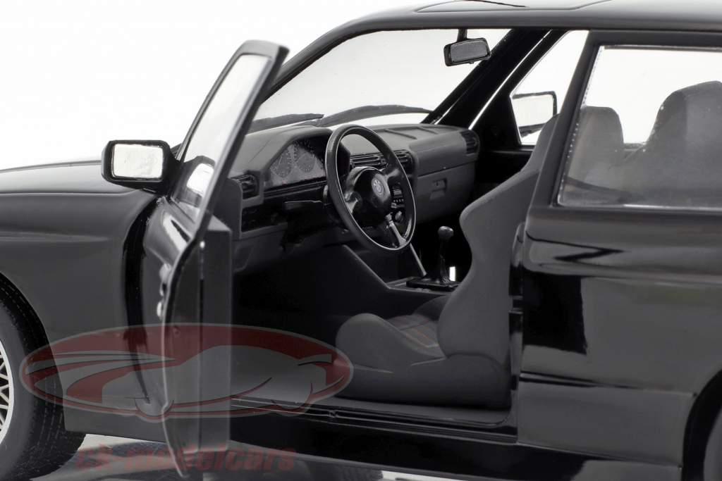 BMW M3 E30 Sport Evolution année de construction 1990 noir 1:18 Solido