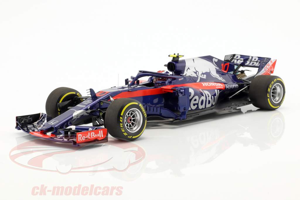 Minichamps 1:18 Pierre Gasly Scuderia Toro Rosso STR13 #10