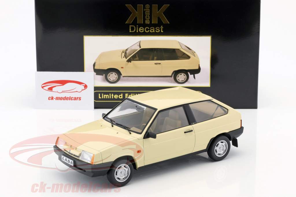 Lada Samara Bouwjaar 1984 beige 1:18 KK-Scale