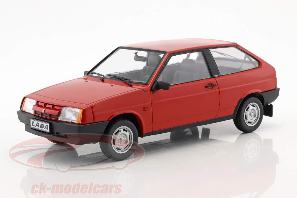 Lada Samara year 1984 red 1:18 KK-Scale