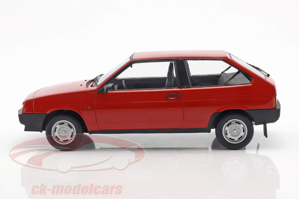Lada Samara year 1984 red 1:18 KK-Scale
