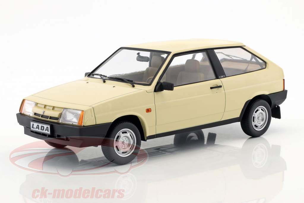 Lada Samara année de construction 1984 beige 1:18 KK-Scale