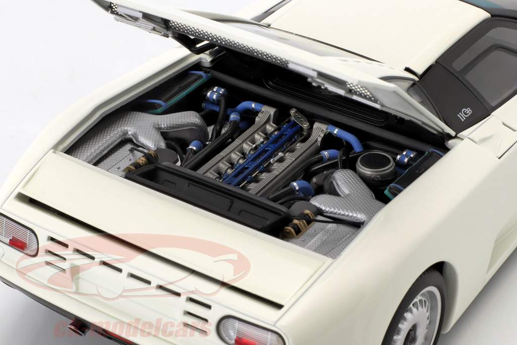 Bugatti EB110 GT Год 1991 белый 1:18 AUTOart