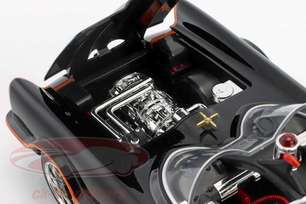 Batmobile Classic TV Series 1966 Con Batman e Robin figura 1:18 Jada Toys