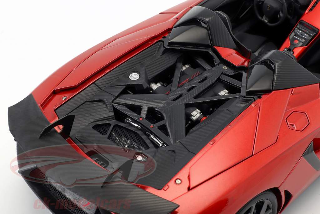 ランボルギーニ アヴェンタドール J 年 2012 赤 メタリック 1:18 オートアート