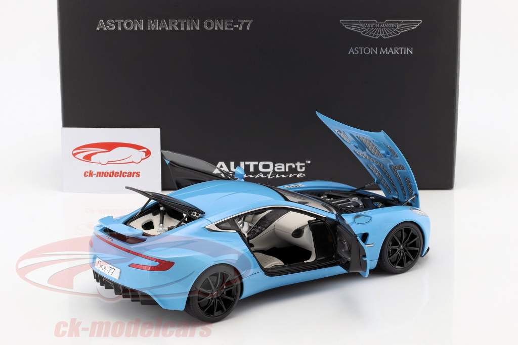 Aston Martin One-77 Year 2009 tiffany blue 1:18 AUTOart