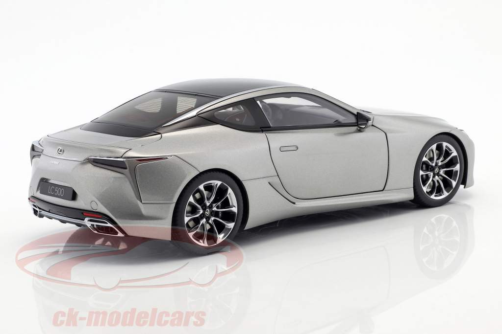 Lexus LC 500 titanium gray metallic 1:18 AUTOart