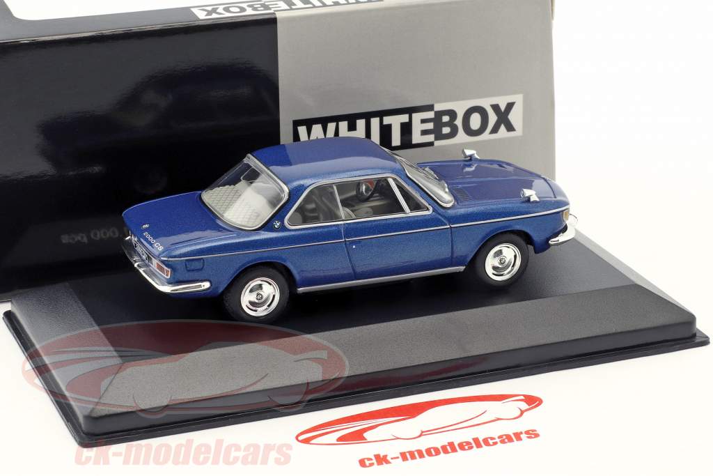 BMW 2000 CS Bouwjaar 1966 blue metallic 1:43 WhiteBox