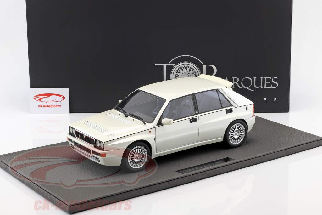 Lancia Delta Integrale Evolution II 建造年份 1995 珍珠白 1:12 TopMarques