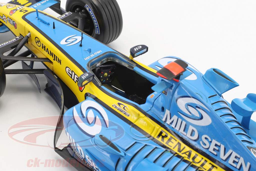 106 HOTWHEELS Fernando Alonso R25 ルノー HotWheels 1:18 Fernando Alonso Renault R25 #5 World Champion