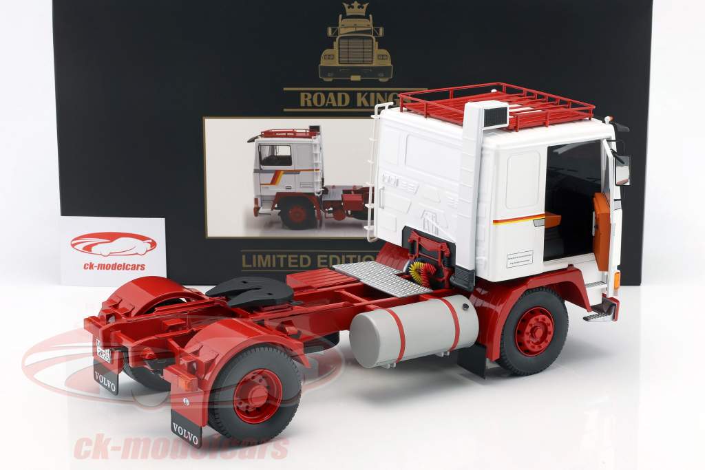 Volvo F12 Traktor Opførselsår 1977 hvid / rød 1:18 Road Kings