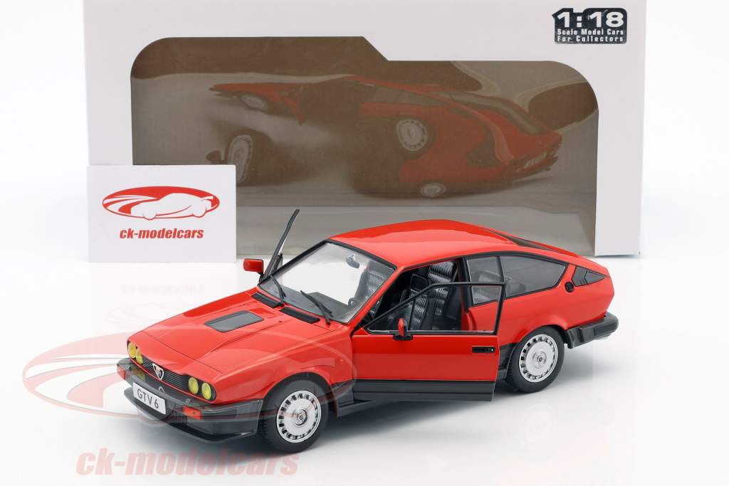 Alfa Romeo GTV6 Baujahr 1984 rot 1:18 Solido
