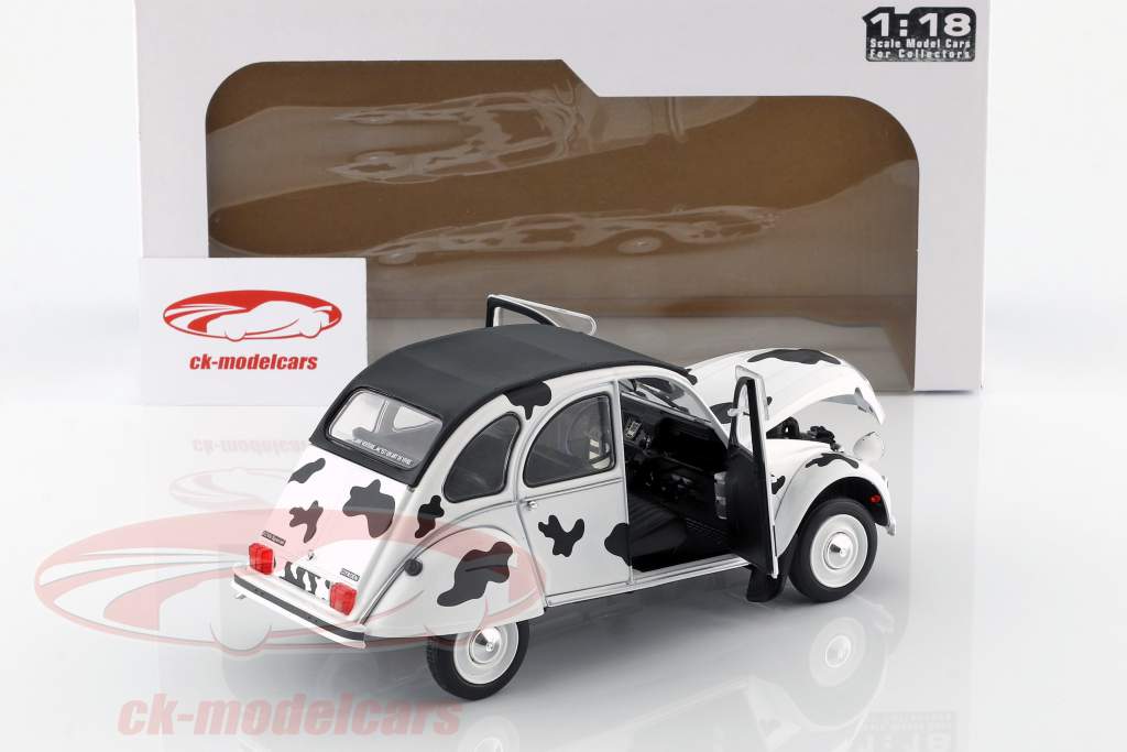 Citroen 2CV6 Vache Baujahr 1986 weiß / schwarz 1:18 Solido