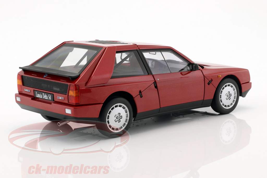 Lancia Delta S4 Year 1985 red 1:18 AUTOart