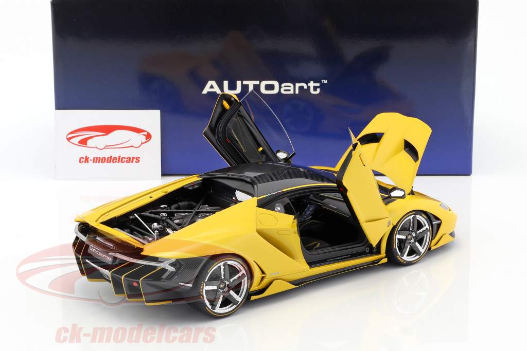 Lamborghini Centenario LP770-4 建造年份 2017 猎户座 黄 金属的 1:18 AUTOart