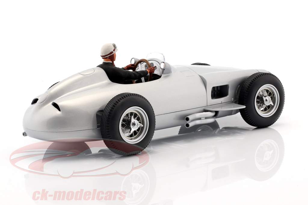 seated racer figure with black pullover 1:18 FigurenManufaktur